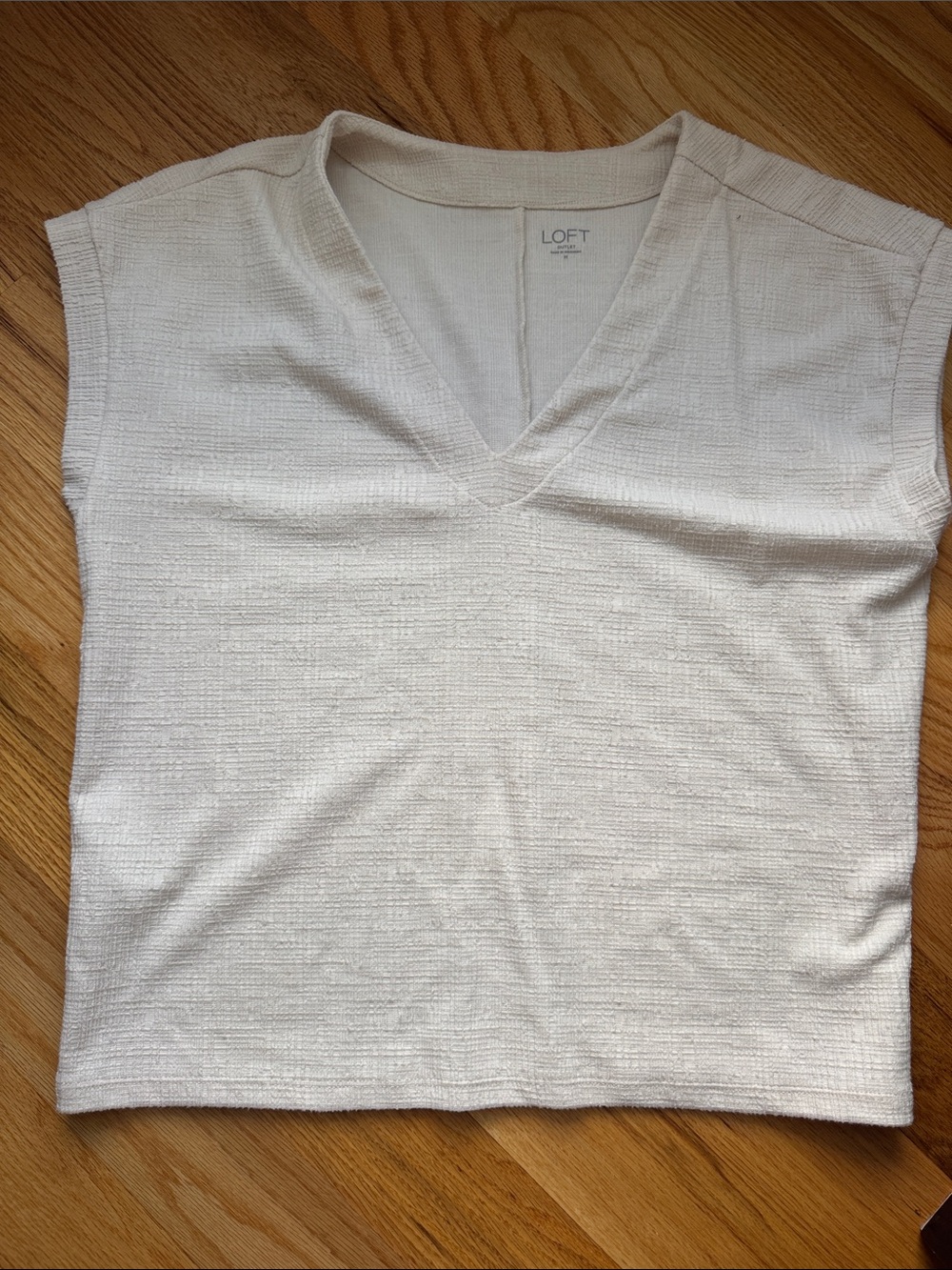 LOFT Cream V-Neck Cap Sleeve Top
